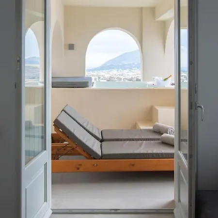 מלון דירות Caldera Cliff Illusion 4*