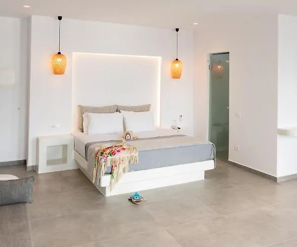 Aparthotel Caldera Cliff Illusion 4*