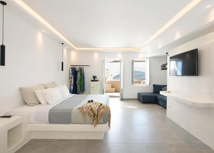 Caldera Cliff Illusion Firá