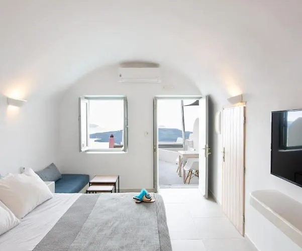 Caldera Cliff Illusion Aparthotel Fira (Santorini)