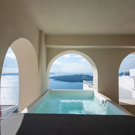 Caldera Cliff Illusion 4* Fira (Santorini)